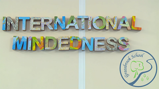 Logo: international mindedness, Grazebrook School